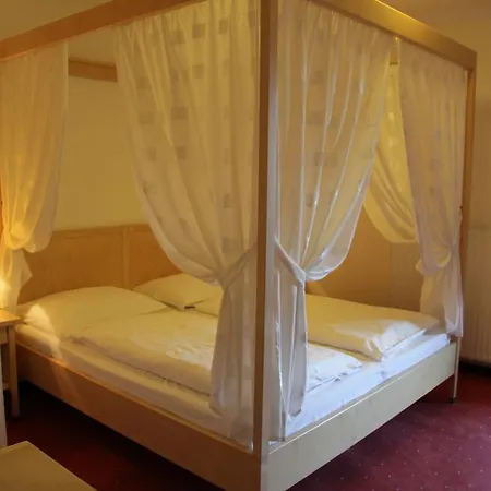 Готель Hanny 3*